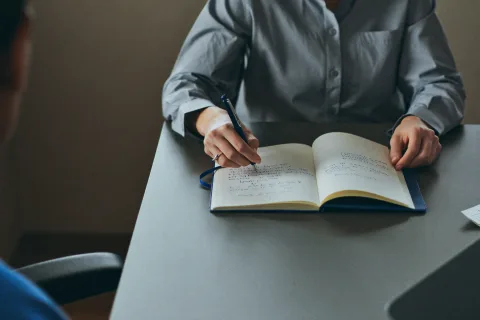 CRM Veri Modeli: Hesap, Kişi ve Fırsatı Doğru Ayırmak